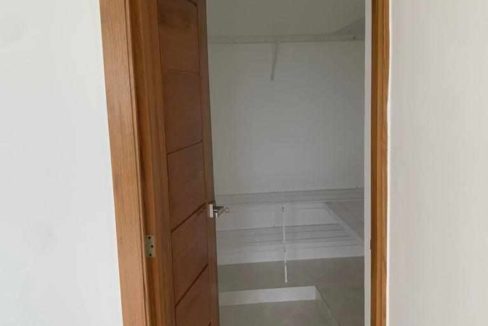 Walking Closet