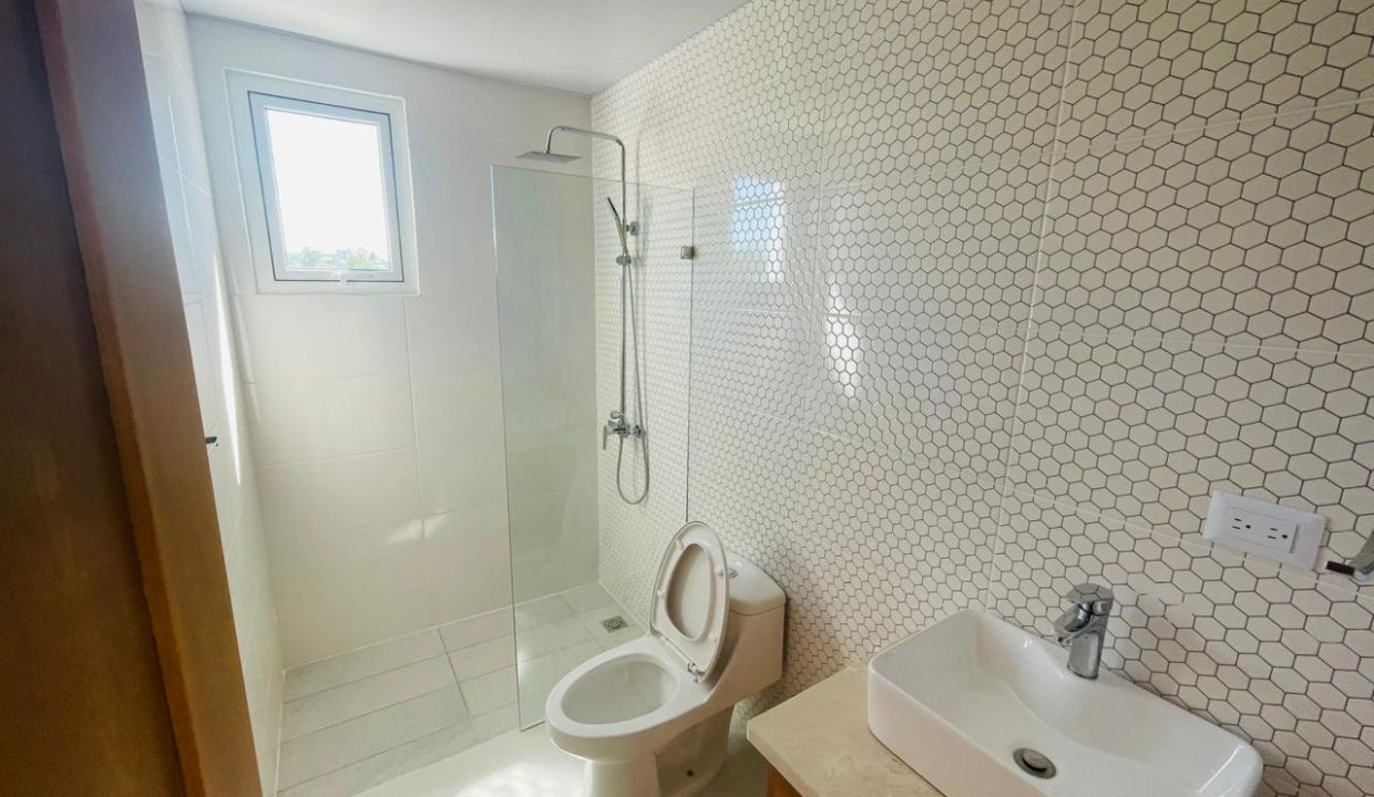 WhatsApp Image 2022-12-05 at 4.55.51 PM (2)