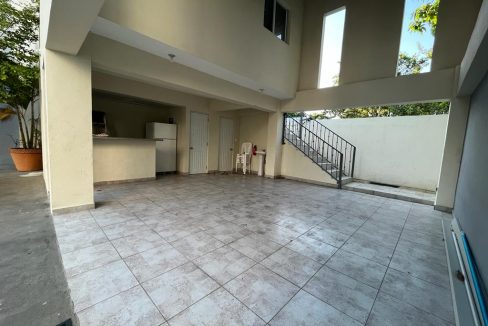 WhatsApp Image 2023-04-06 at 8.19.45 PM (1)