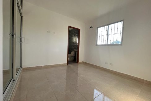 WhatsApp Image 2023-04-06 at 8.19.45 PM (5)