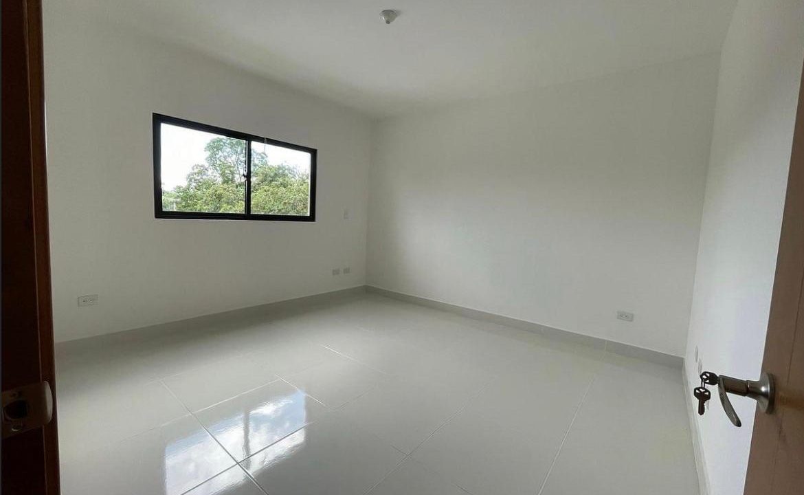 WhatsApp Image 2023-04-23 at 9.12.12 AM