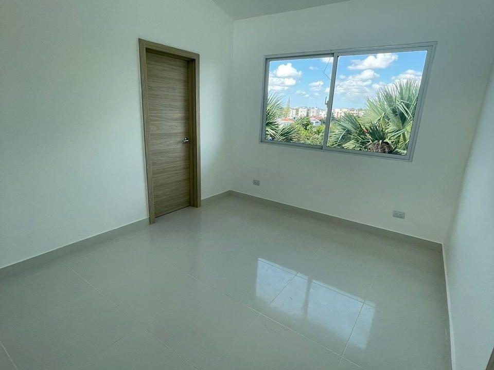 WhatsApp Image 2023-05-12 at 11.01.30 PM