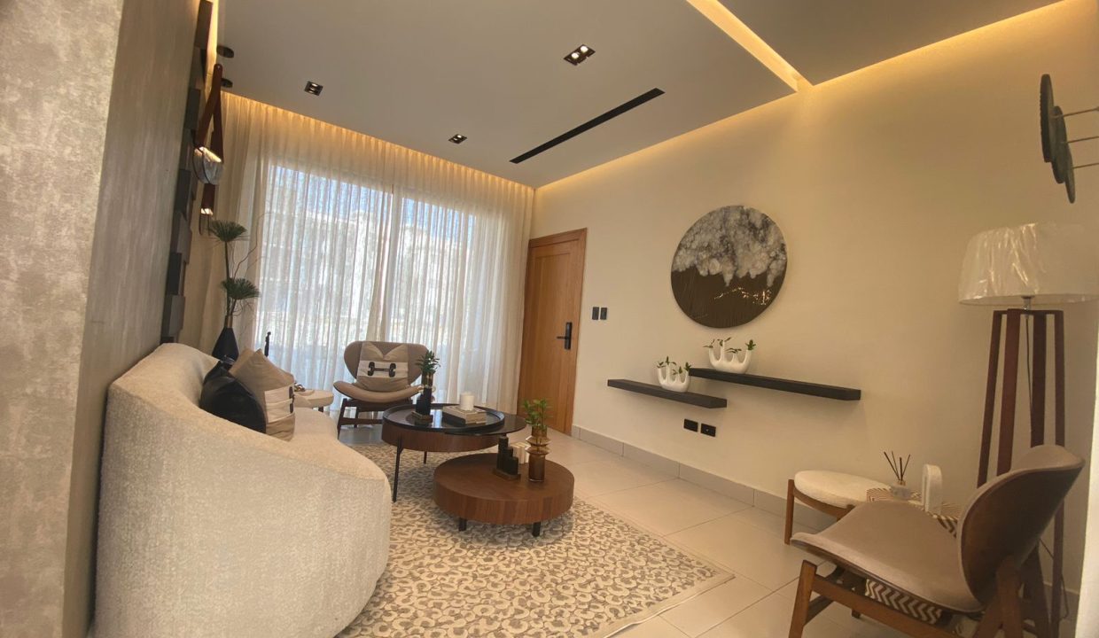 d9ec7250-0cc9-4d36-b37a-c060d06a536a