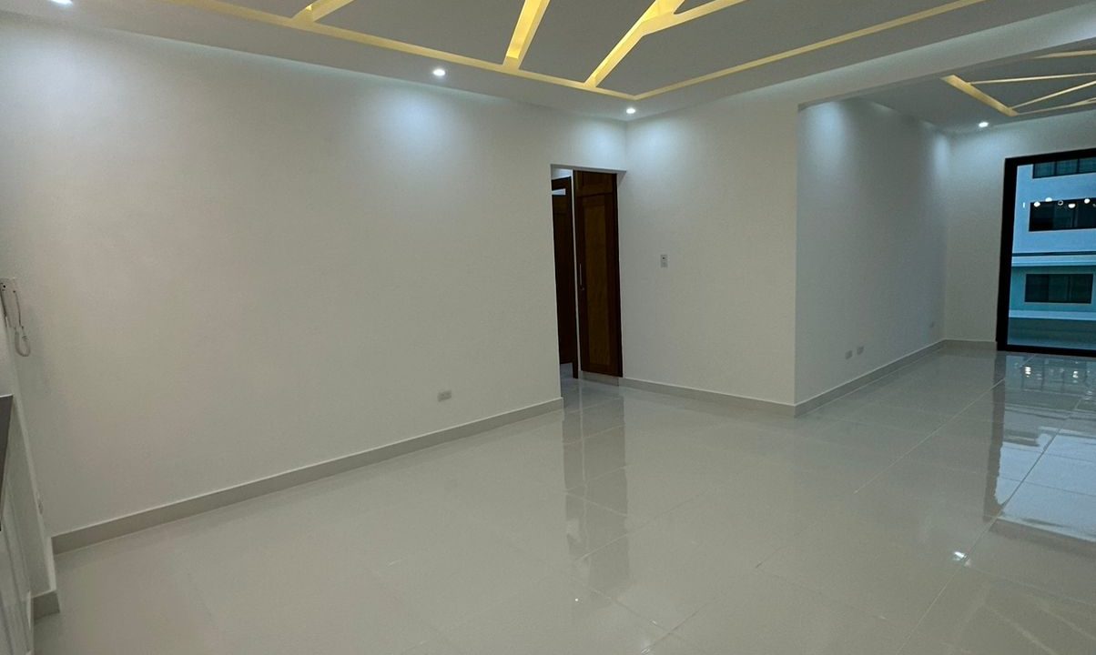 WhatsApp Image 2023-08-09 at 2.33.27 PM (3)