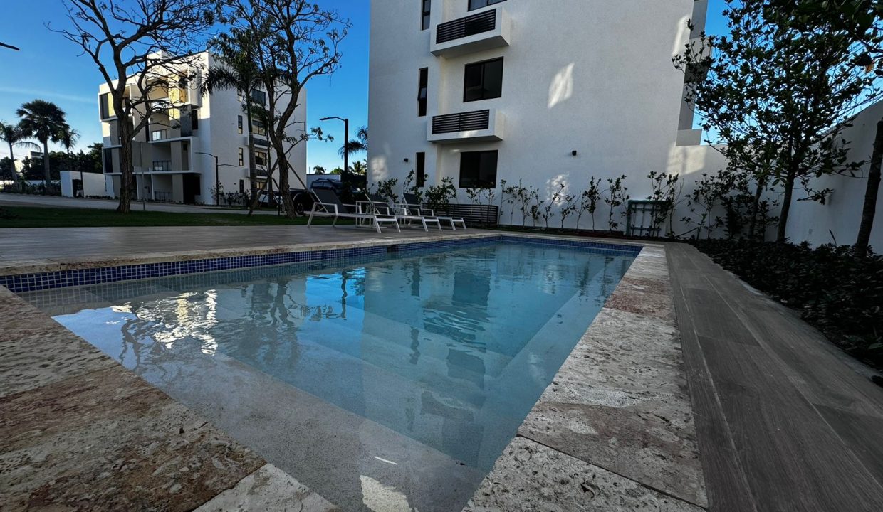 WhatsApp Image 2023-12-02 at 8.01.17 PM (1)