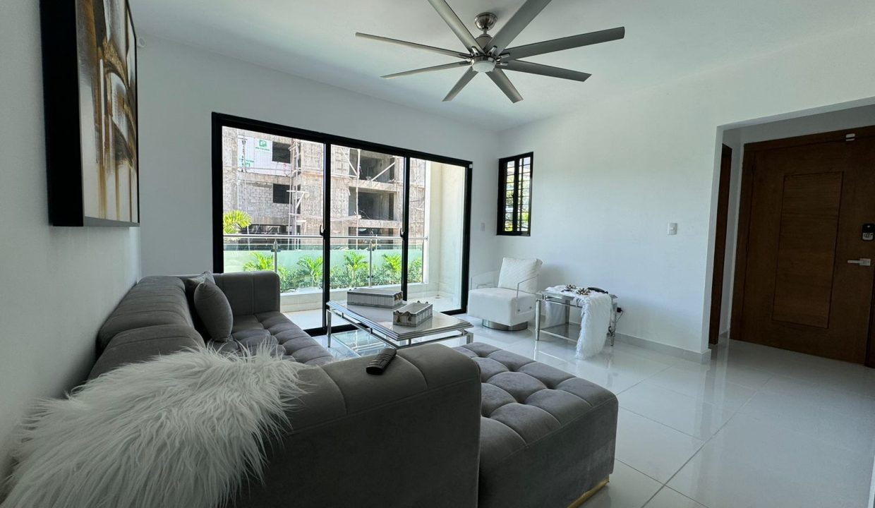 WhatsApp Image 2023-12-14 at 1.11.02 PM