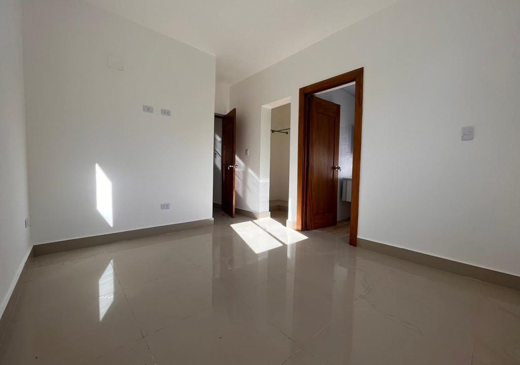 WhatsApp Image 2023-11-22 at 2.59.42 PM (7)