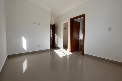 WhatsApp Image 2023-11-22 at 2.59.42 PM (7)