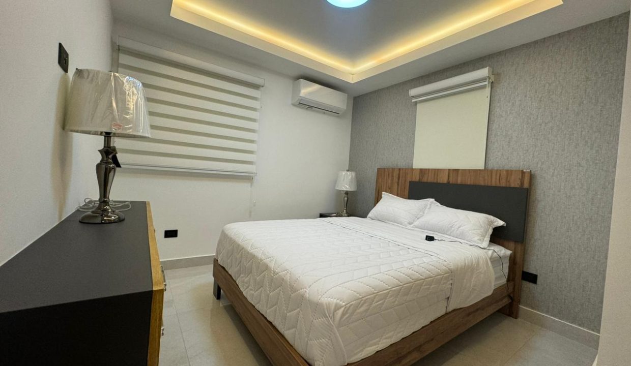 WhatsApp Image 2023-12-07 at 6.00.22 PM (1)