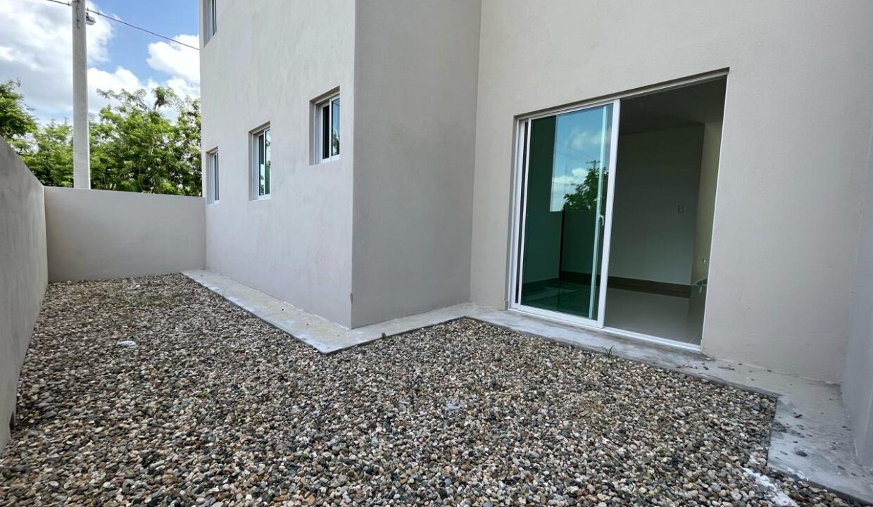 WhatsApp Image 2024-02-16 at 6.44.14 PM (4)