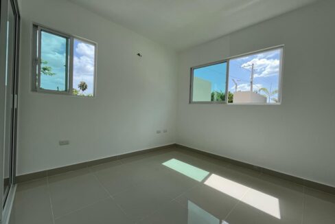 WhatsApp Image 2024-02-16 at 6.44.14 PM (6)