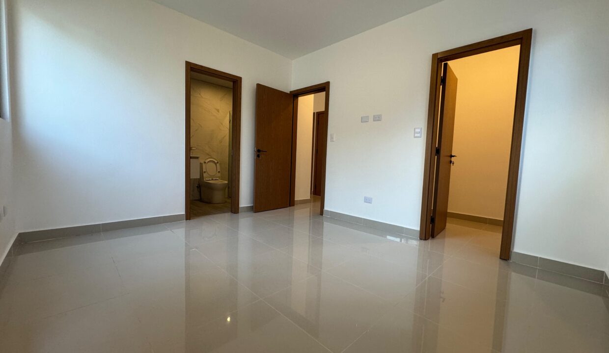 WhatsApp Image 2024-03-12 at 4.34.17 PM (3)