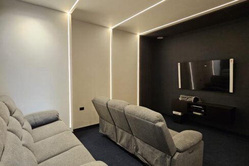 WhatsApp Image 2024-04-09 at 10.10.09 PM (4)