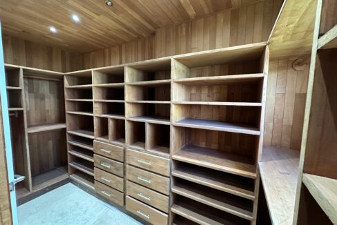 WhatsApp Image 2024-04-27 at 9.53.54 PM (2)