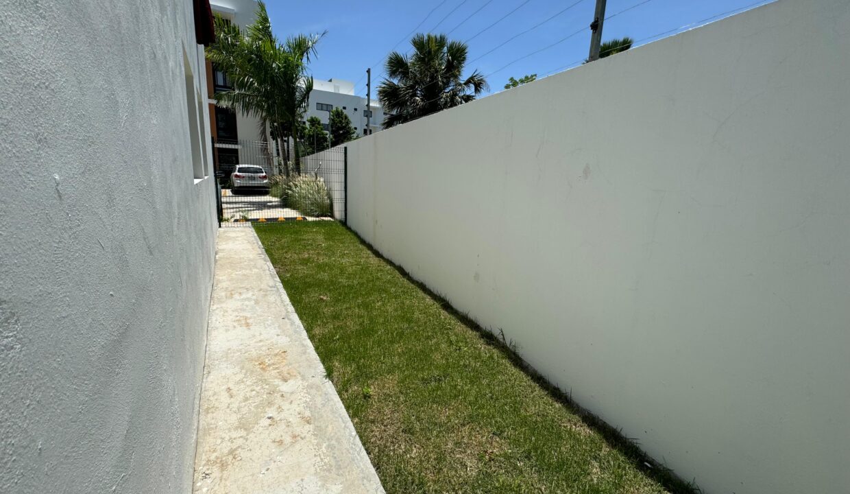 WhatsApp Image 2024-06-11 at 3.59.27 PM (4)