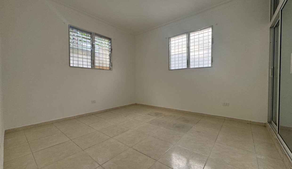 WhatsApp Image 2024-08-27 at 8.34.50 PM (2)