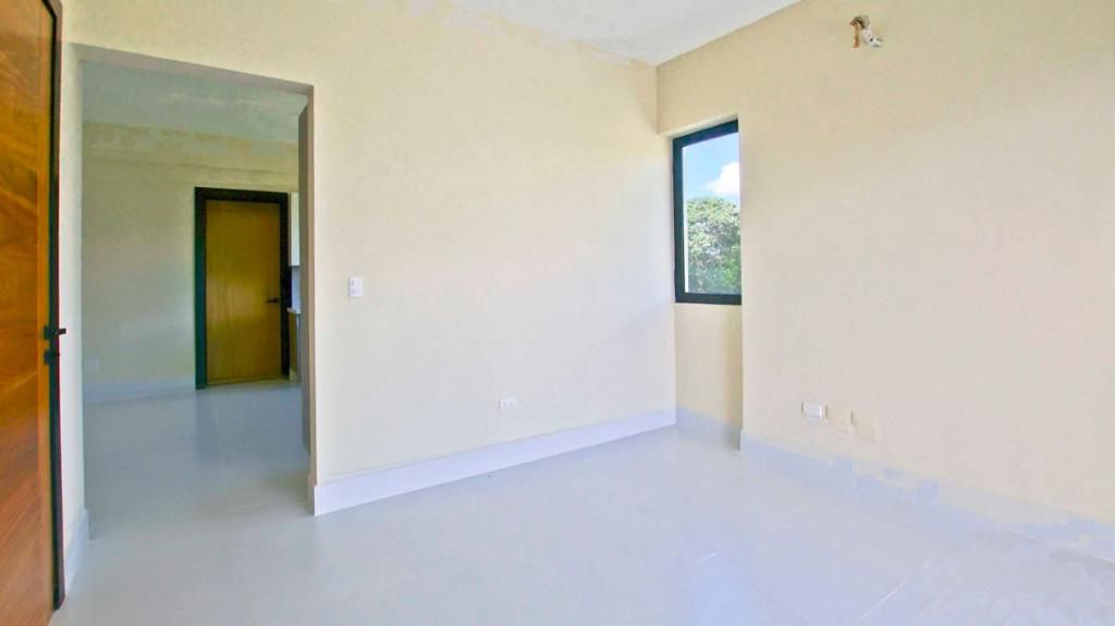 WhatsApp Image 2024-10-11 at 11.41.06 AM (1)