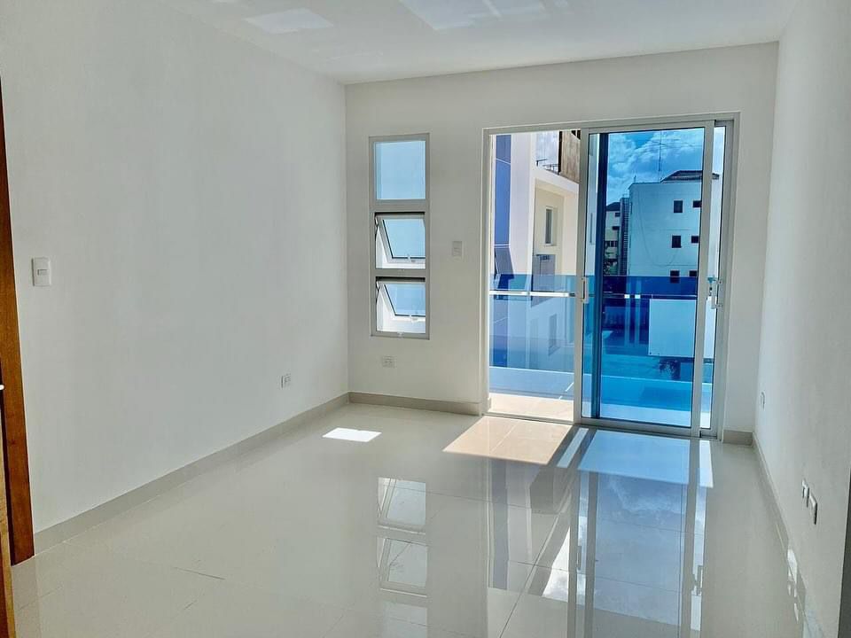 WhatsApp Image 2024-10-29 at 2.24.02 PM (3)