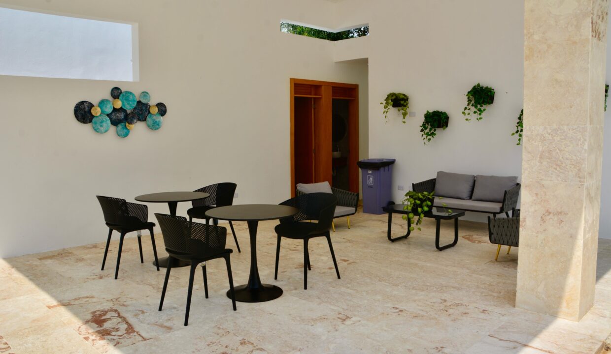 WhatsApp Image 2024-12-03 at 11.48.34 AM