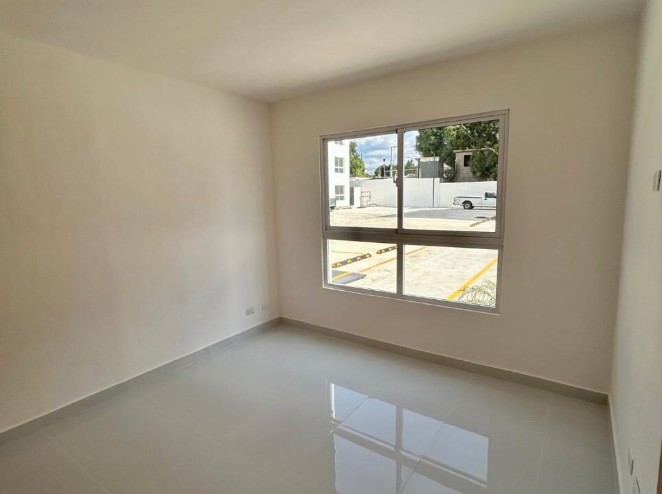 WhatsApp Image 2024-12-03 at 11.48.35 AM (1)