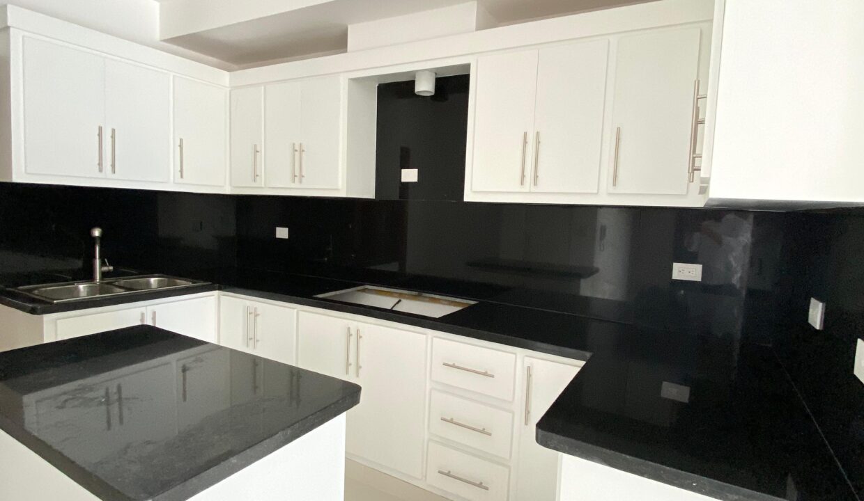 WhatsApp Image 2025-01-09 at 12.48.26 PM (1)