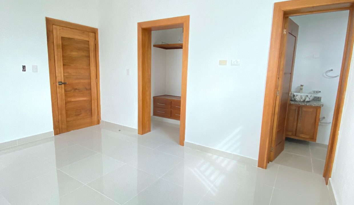 WhatsApp Image 2025-01-09 at 12.48.28 PM (2)