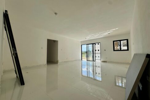 WhatsApp Image 2025-01-19 at 2.24.37 PM (1)