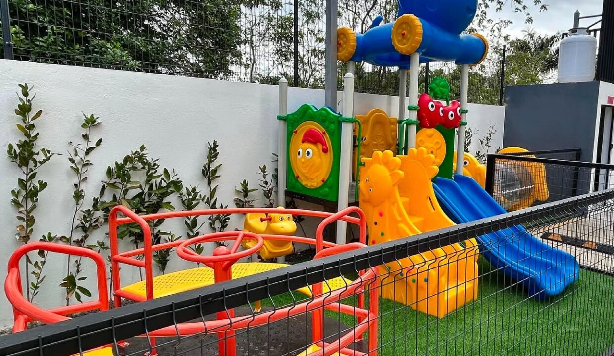 WhatsApp Image 2025-01-24 at 10.34.24 AM (2)