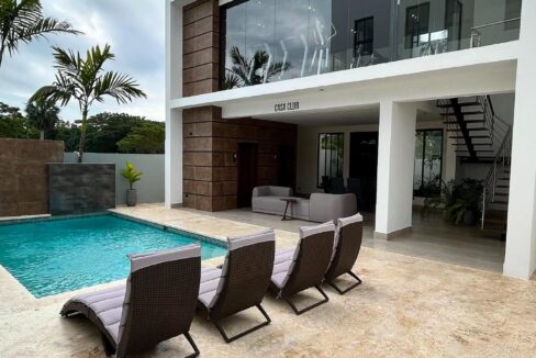 WhatsApp Image 2025-01-24 at 10.34.24 AM (3)