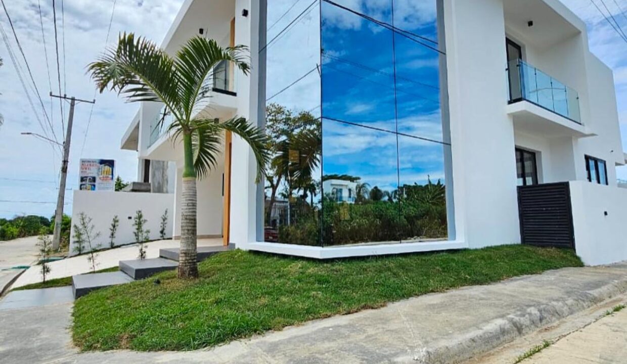 WhatsApp Image 2025-01-29 at 9.35.16 AM