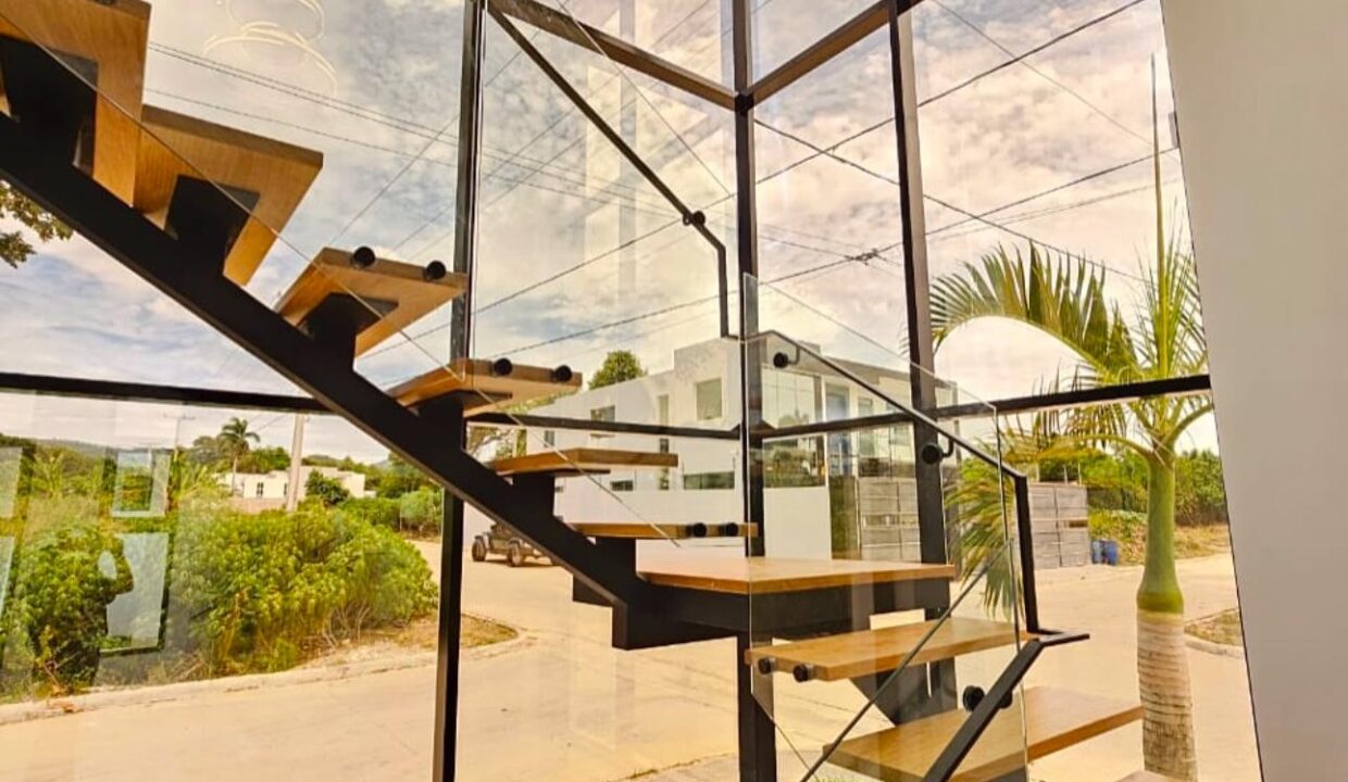 WhatsApp Image 2025-01-29 at 9.35.17 AM (1)