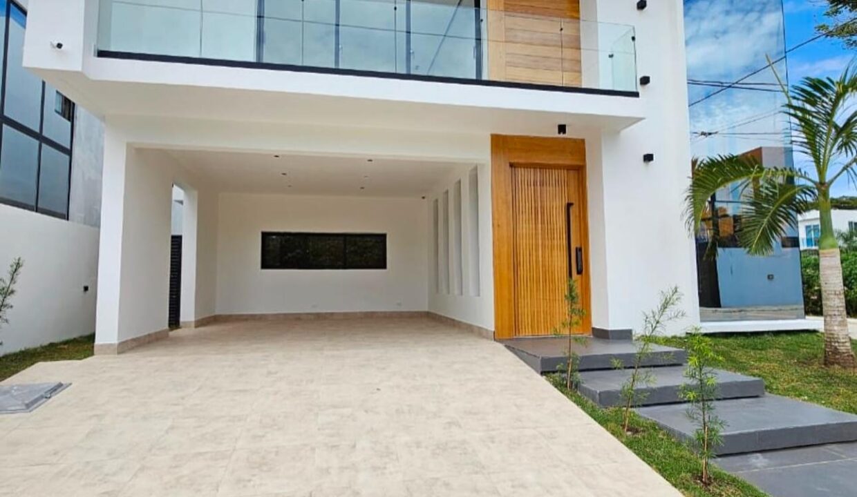 WhatsApp Image 2025-01-29 at 9.35.17 AM