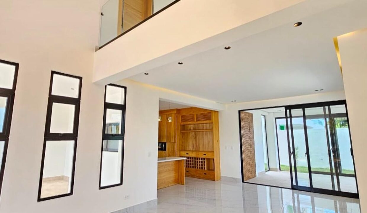 WhatsApp Image 2025-01-29 at 9.35.17 AM (3)