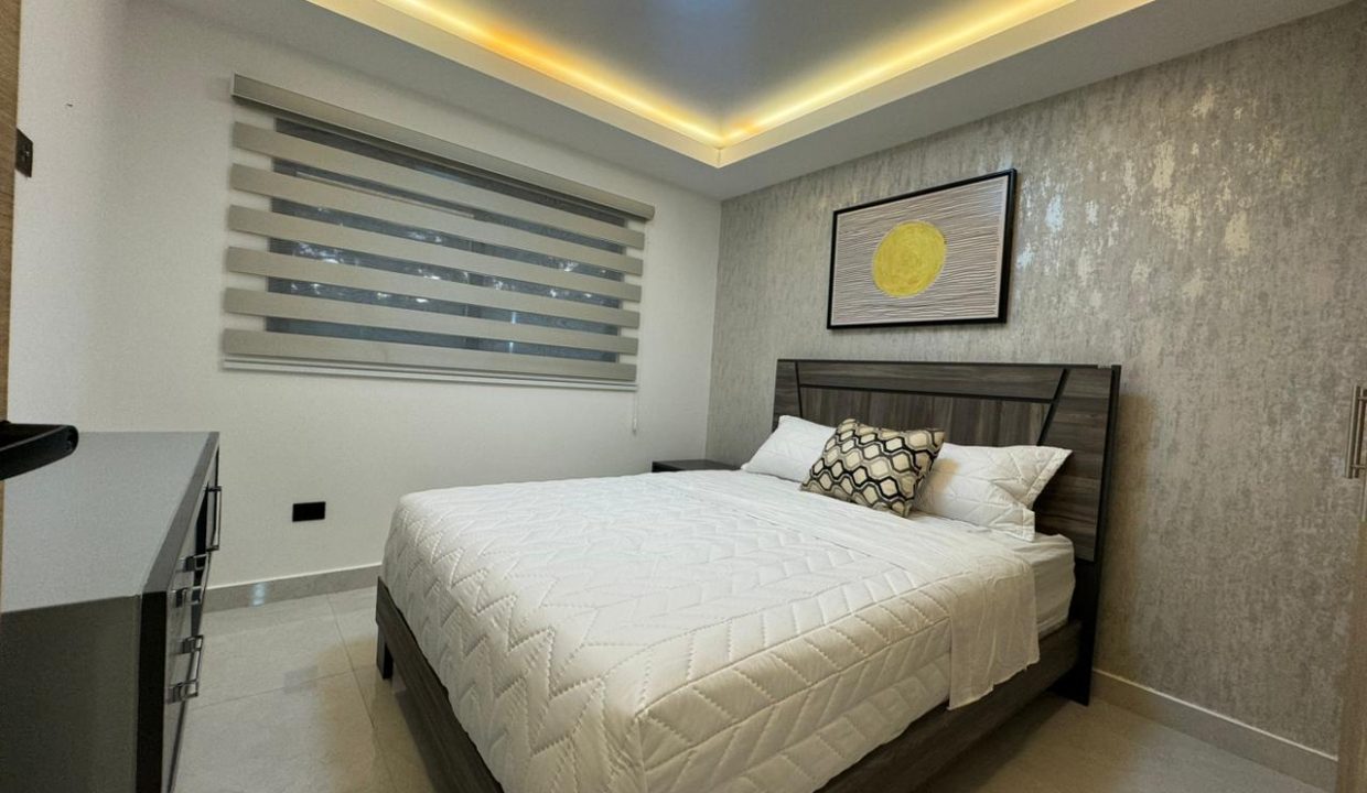 WhatsApp-Image-2023-12-07-at-6.00.22-PM-2-1240x720