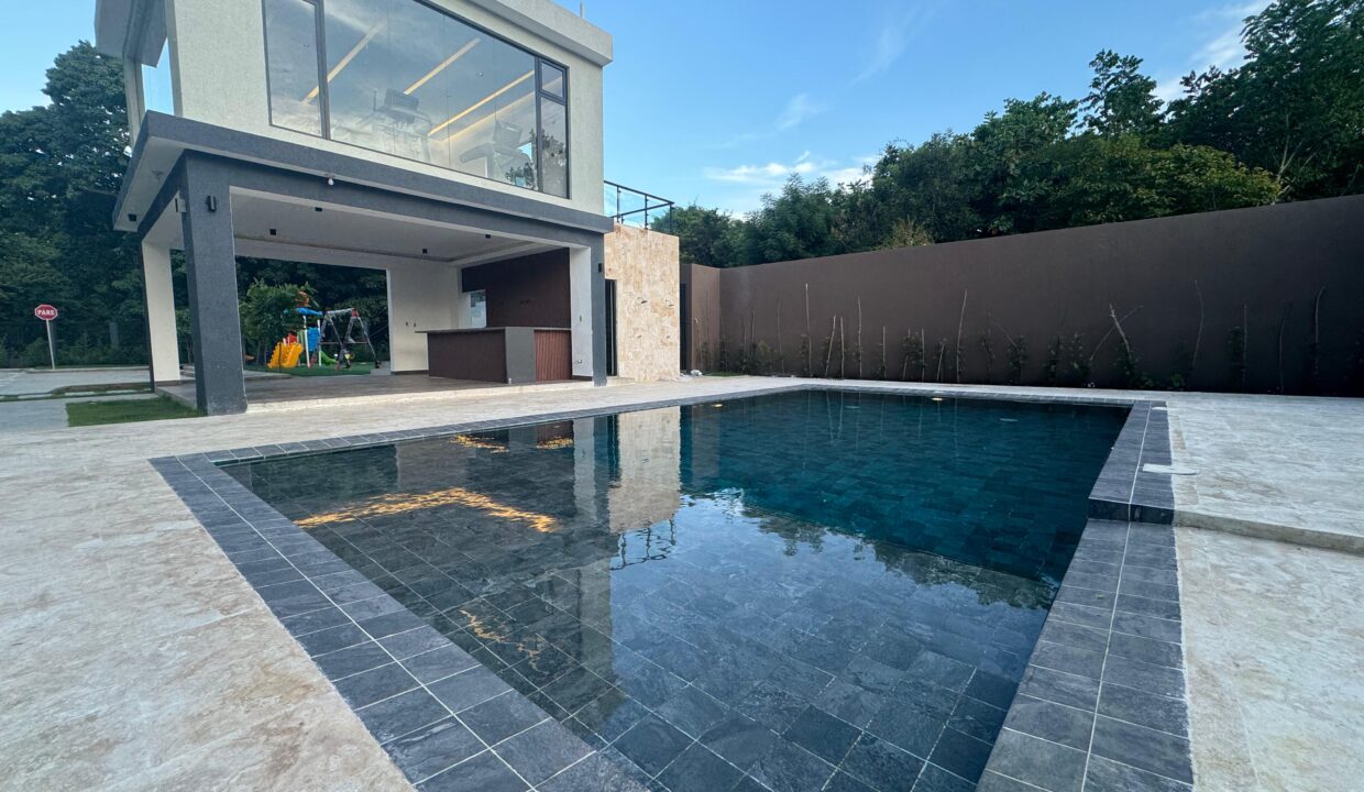 WhatsApp-Image-2024-09-01-at-9.31.01-AM-1-1240x720