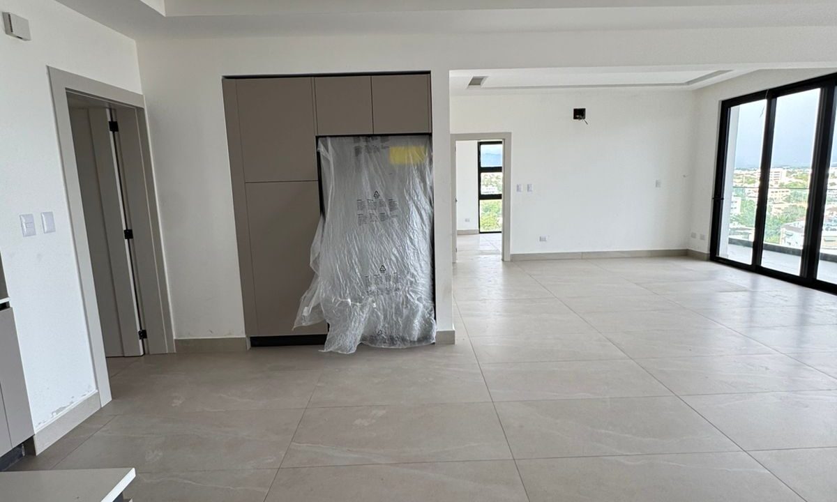 WhatsApp Image 2025-01-29 at 8.15.28 PM