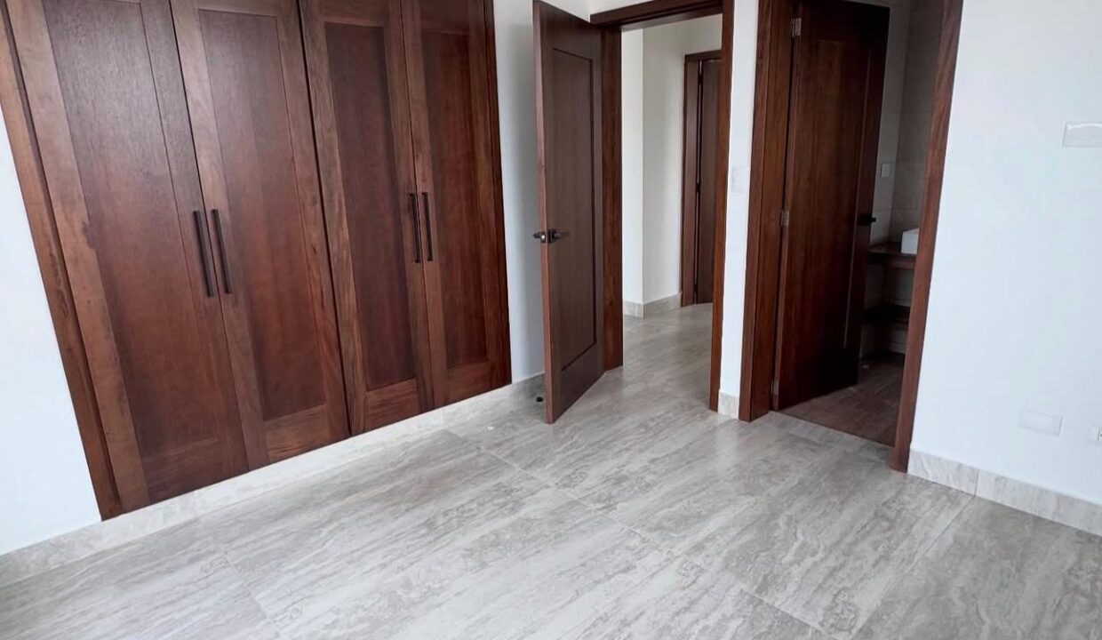 WhatsApp Image 2025-02-02 at 4.48.52 PM (3)