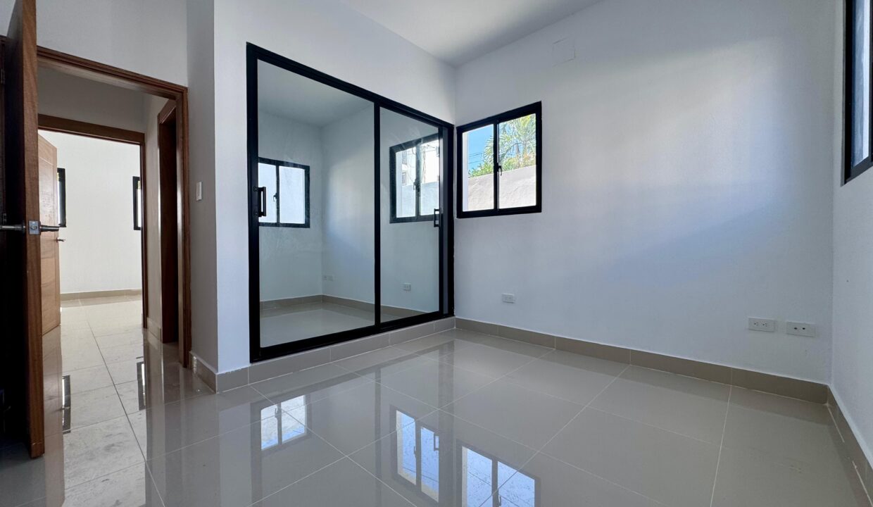 WhatsApp Image 2025-02-02 at 9.39.35 AM