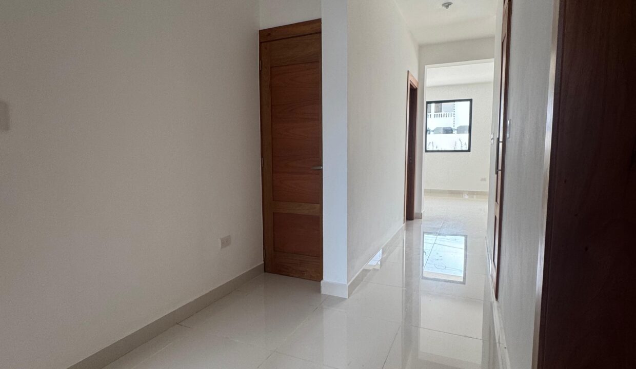 WhatsApp Image 2025-02-04 at 4.15.23 PM (3)