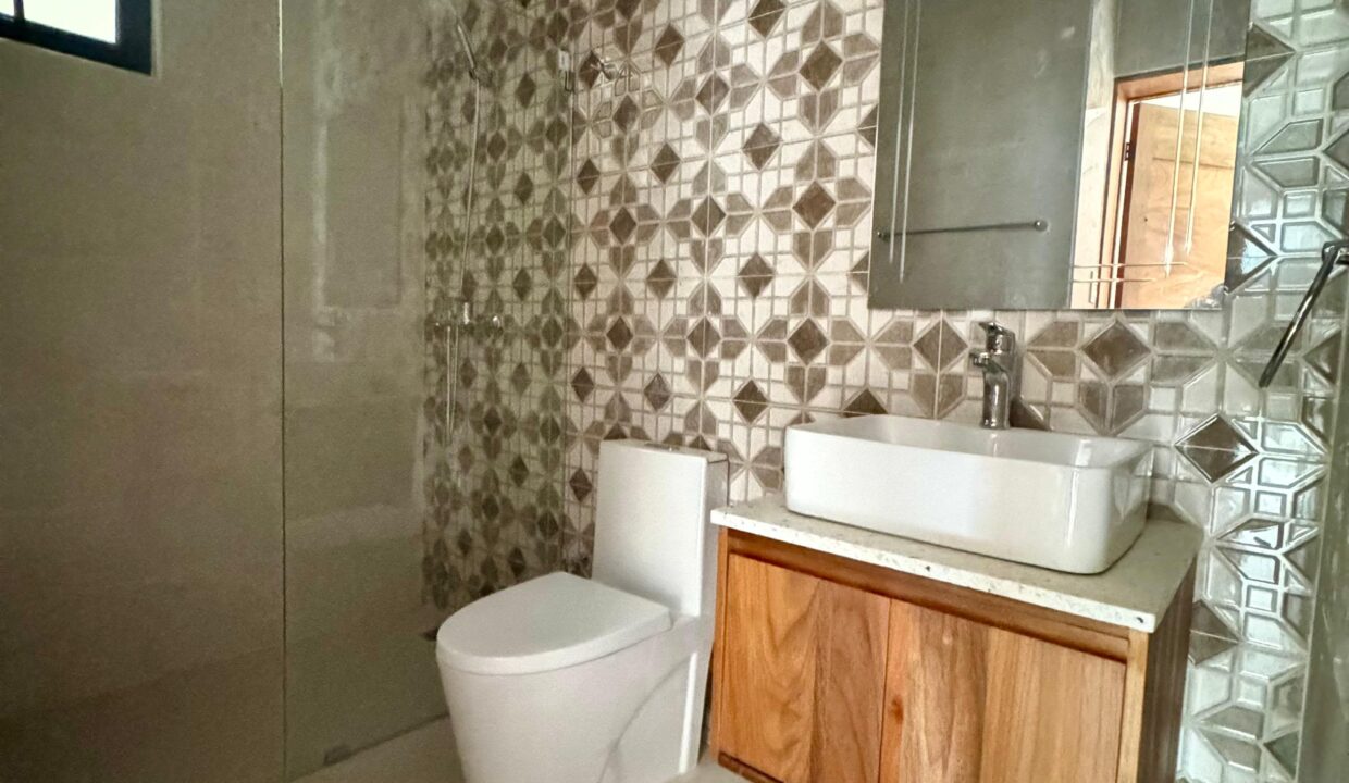 WhatsApp Image 2025-02-04 at 4.15.23 PM (4)