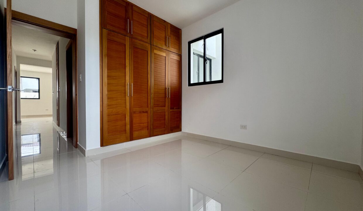 WhatsApp Image 2025-02-04 at 4.15.24 PM (1)