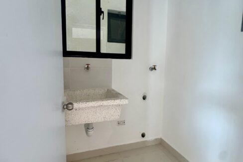 WhatsApp Image 2025-02-04 at 4.15.25 PM (3)