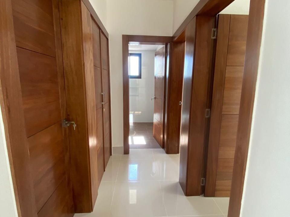 WhatsApp. Image 2025-02-04 at 14.54.47